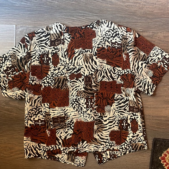 Vintage patchwork leopard printed short sleeve blouse by Truffles - Picture 7 of 7